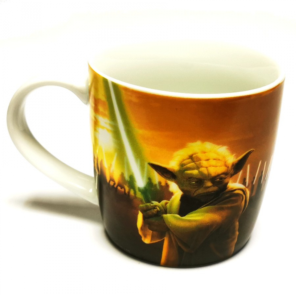 Kaffeetasse Tasse STAR WARS Yoda mit Laserschwert Sammlertasse Keramik
